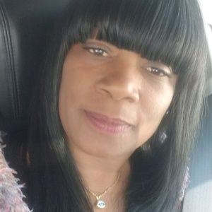 Meet your Posher, Latoria